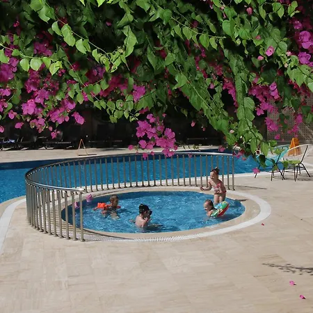 Erkaptan Apart 4* Alanya