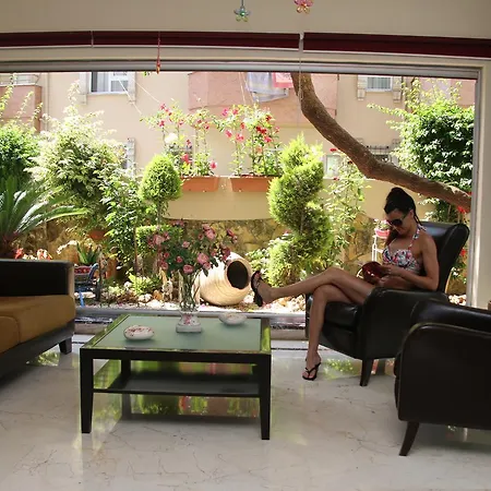 Erkaptan Apart Hotel apartamentowy