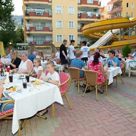 Lejlighedshotel Erkaptan Apart 4*