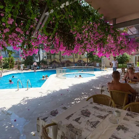 Erkaptan Apart 알란야